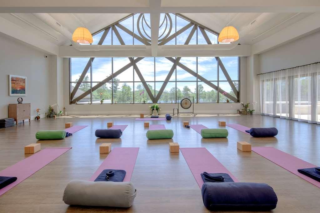 Yo1 India S Holistic Wellness Program Hotel Monticello Room photo